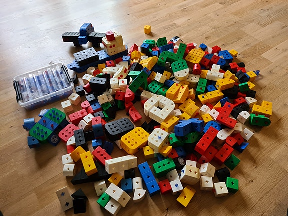 Product image 1 of 4