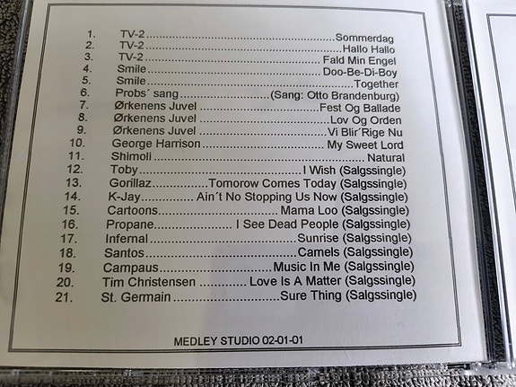 Product image 2 of 3