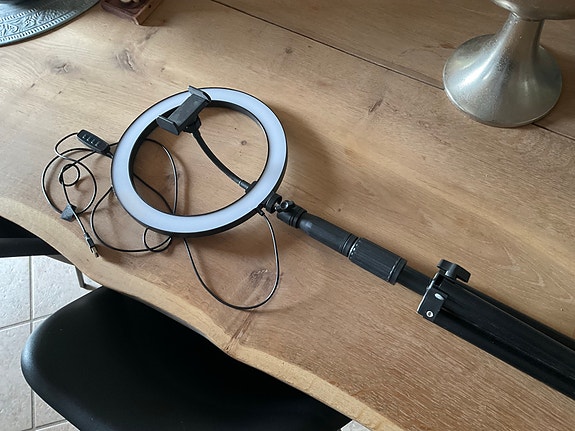 Product image 1 of 4