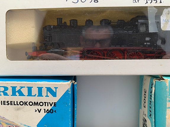 Product image 12 of 66