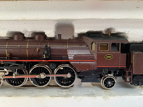 Product image 28 of 66