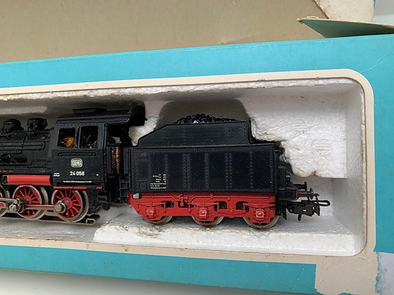 Product image 42 of 66