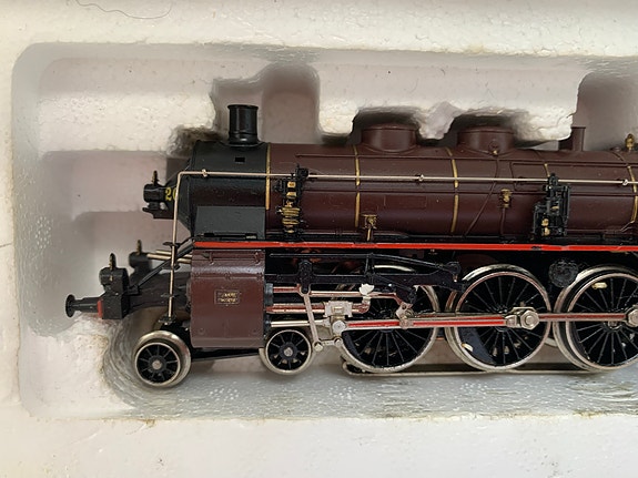 Product image 27 of 66