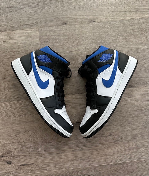 Product image 1 of 4