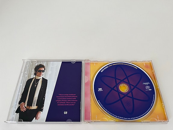 Product image 3 of 3