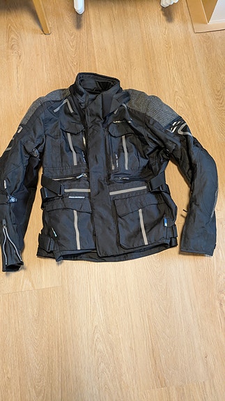 Product image 1 of 9