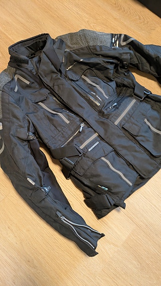 Product image 2 of 9