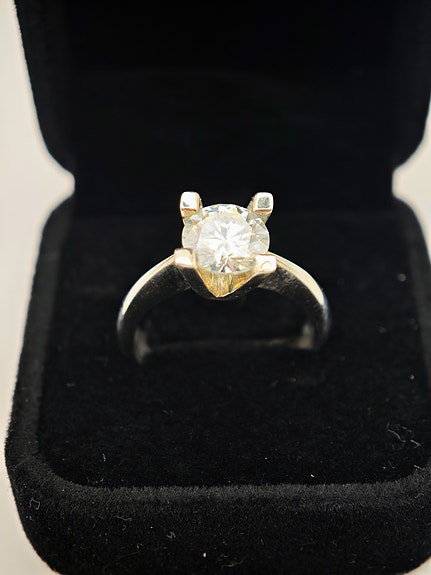 Product image 1 of 4