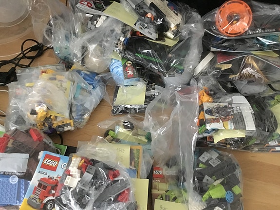 Product image 1 of 2