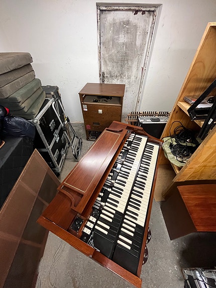 Product image 1 of 5