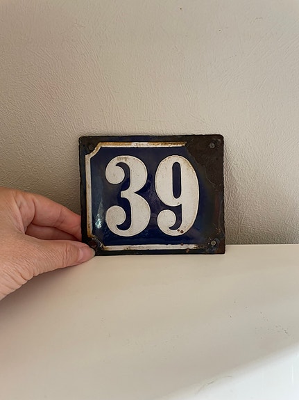 Product image 1 of 6