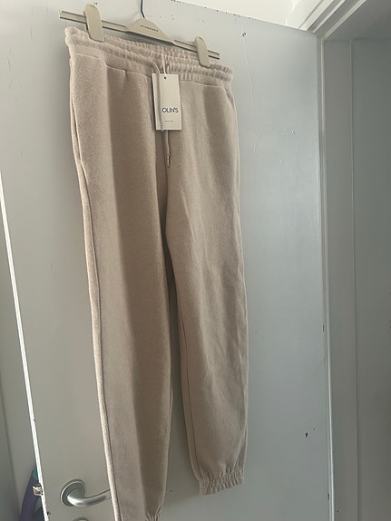 Product image 1 of 8