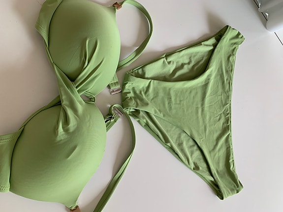 Product image 1 of 8