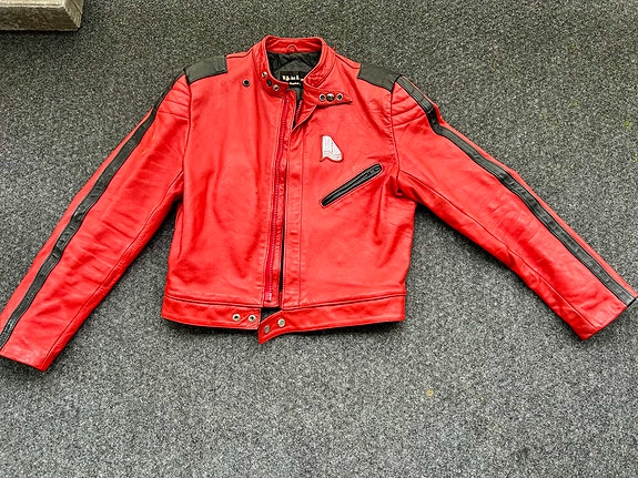 Product image 1 of 8