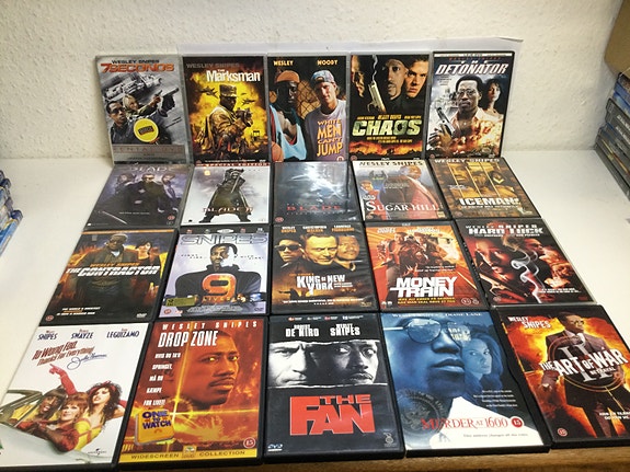 Product image 1 of 4