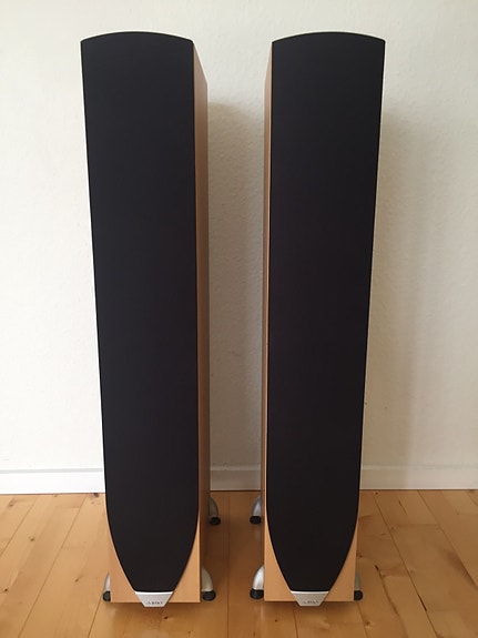 Product image 1 of 8