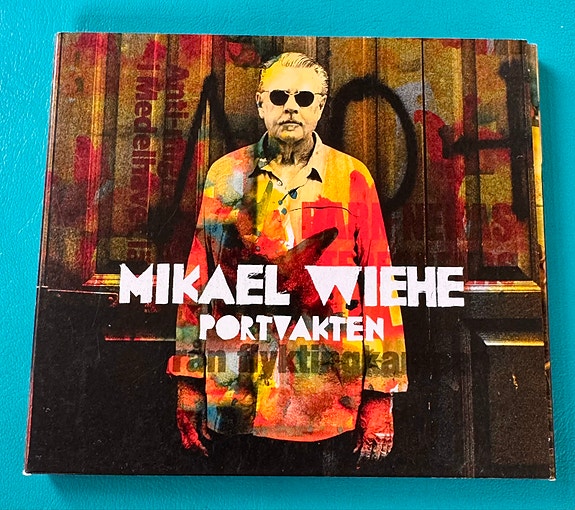 Product image 1 of 3