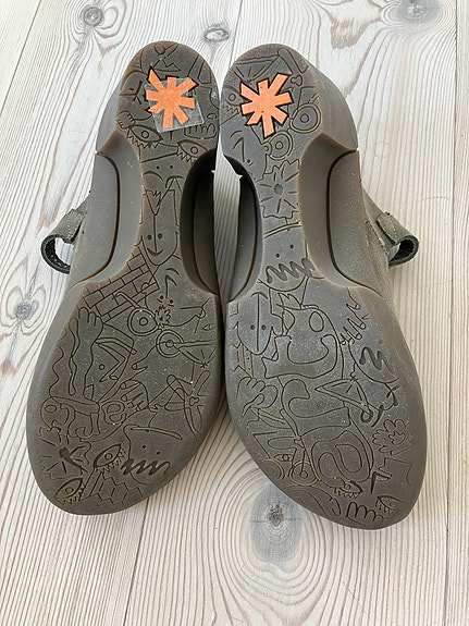 Product image 13 of 14