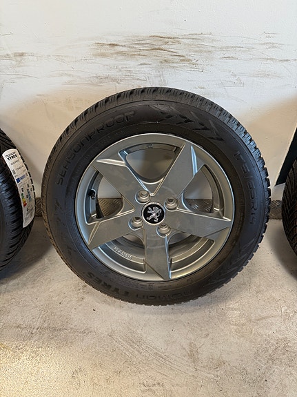 Product image 3 of 6