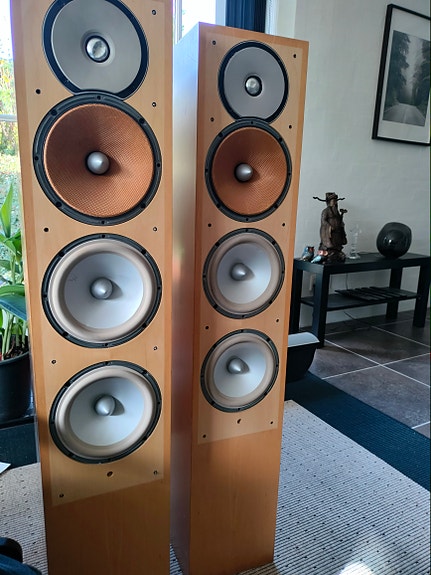 Product image 1 of 5