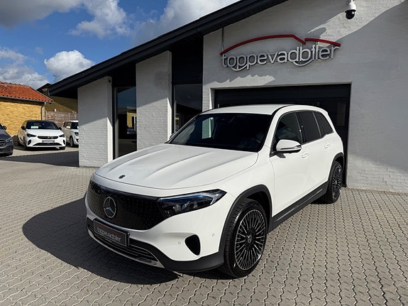 Mercedes EQB250+