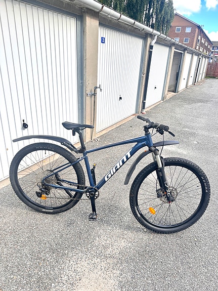 Product image 1 of 9