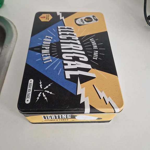 Product image 2 of 9