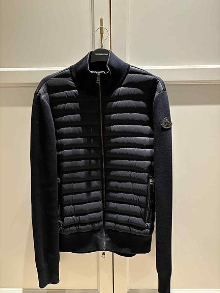 Moncler str Til salg DBA