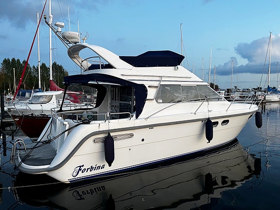 Forbina 10000 Volvo Penta KAD-300 EDC 2002 / 688 timmar / Bog & akterprop