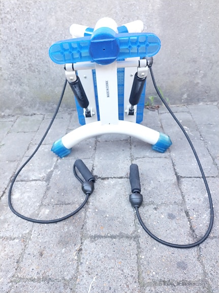 Product image 8 of 9