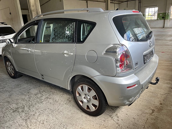 Toyota Corolla Sportsvan 2006 photo 3