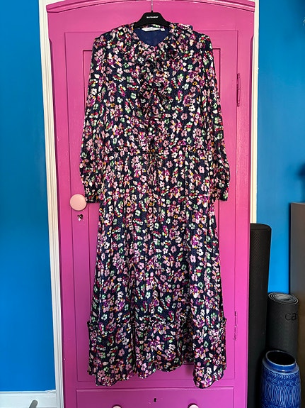 Product image 1 of 9