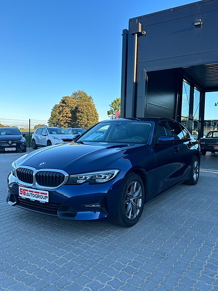 BMW 330e