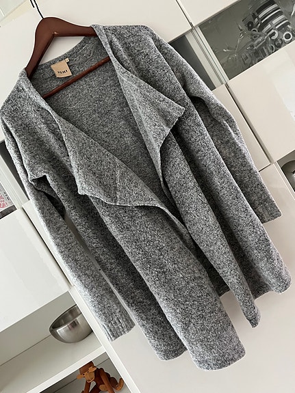 Product image 2 of 12