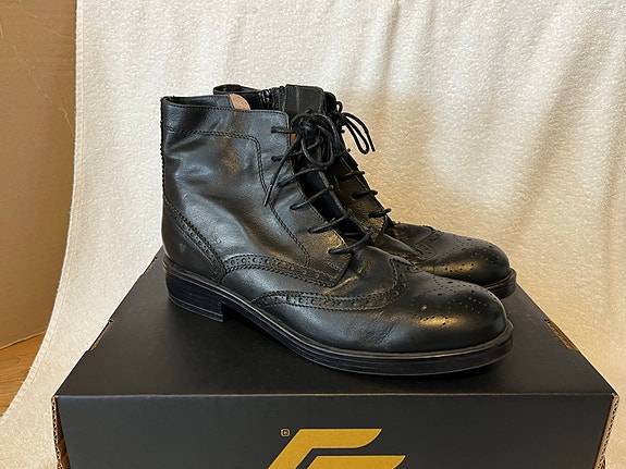 Product image 11 of 13