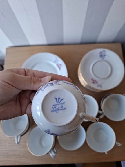 Product image 6 of 8