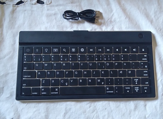 Product image 1 of 4