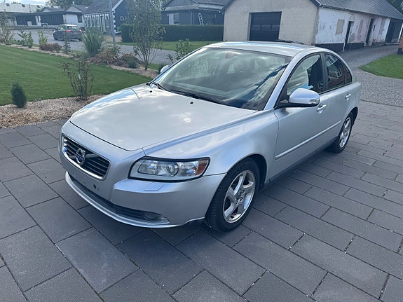 Volvo S40