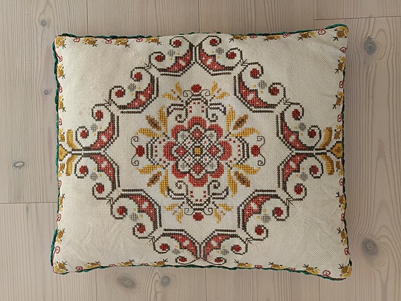 Product image 1 of 7