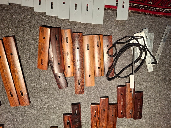 Product image 2 of 8