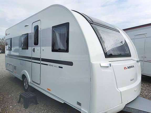 Adria Adora 542 UL - EFTERÅRSTILBUD Spar 10.000 NU 218.995