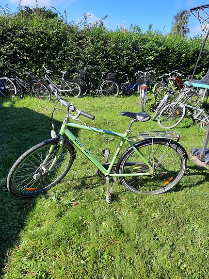 Product image 1 of 8