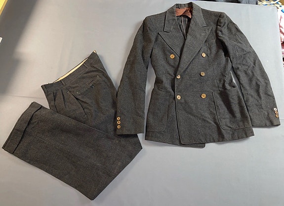 Product image 1 of 10