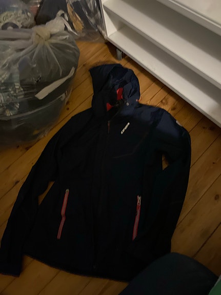 Product image 2 of 9