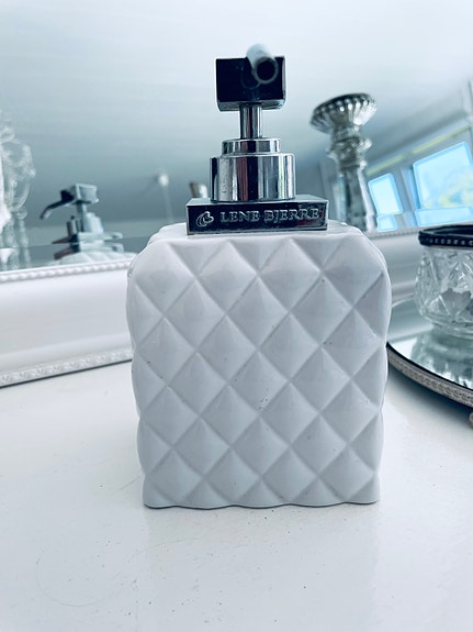 Product image 18 of 22