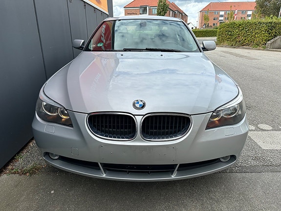 BMW 520i