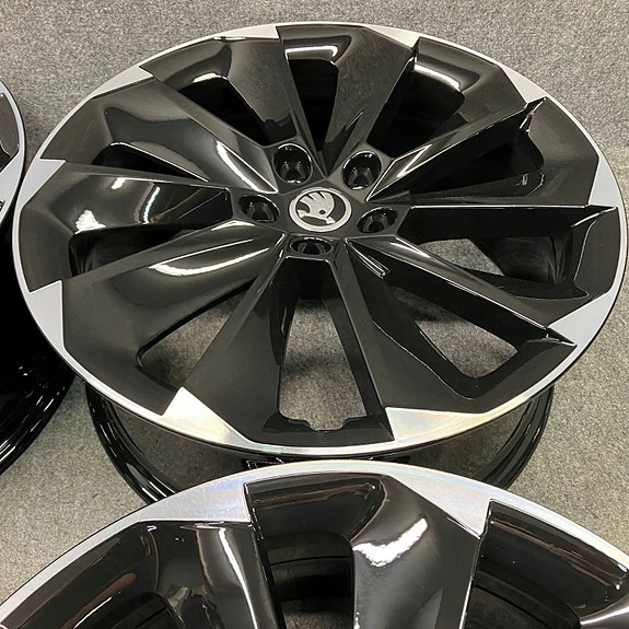 Product image 3 of 8