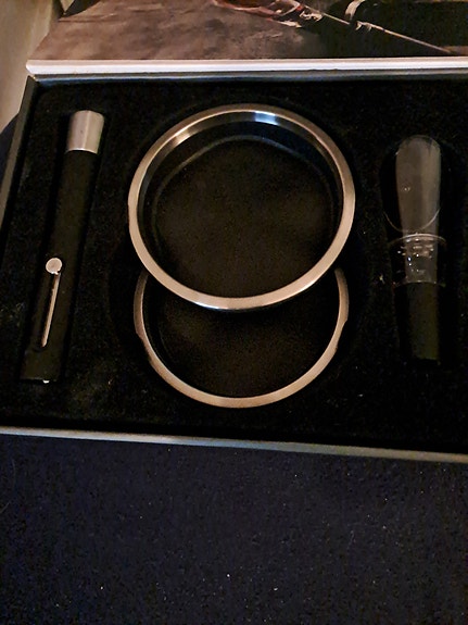 Product image 1 of 3