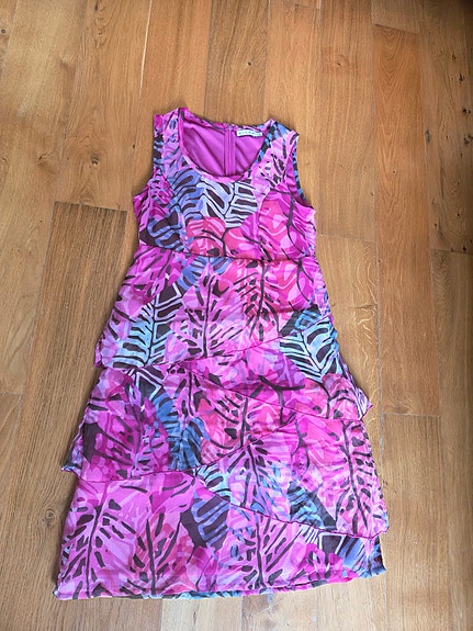 Product image 1 of 9