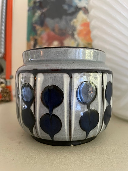 Product image 1 of 8